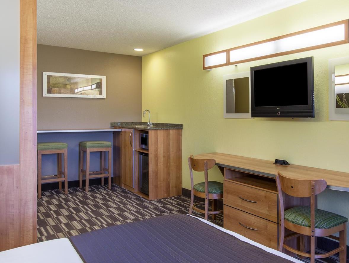 Microtel Inn & Suites By Wyndham Johnstown Exterior foto